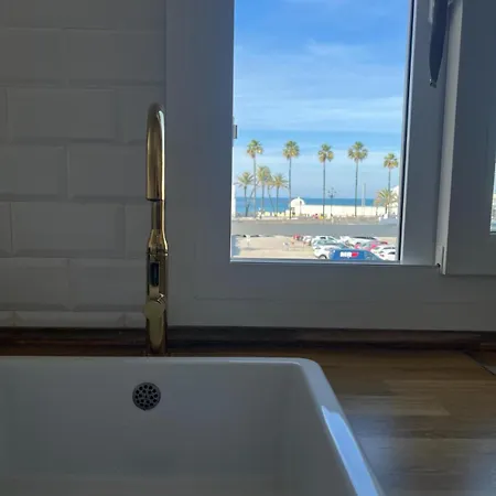 The Traveller's House Con Vistas A Playa La Caleta Appartement