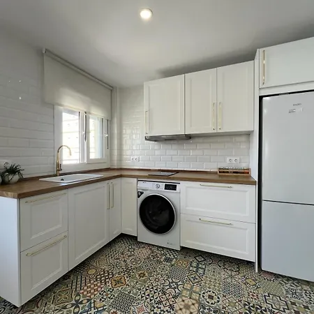 The Traveller's House Con Vistas A Playa La Caleta * Cádiz