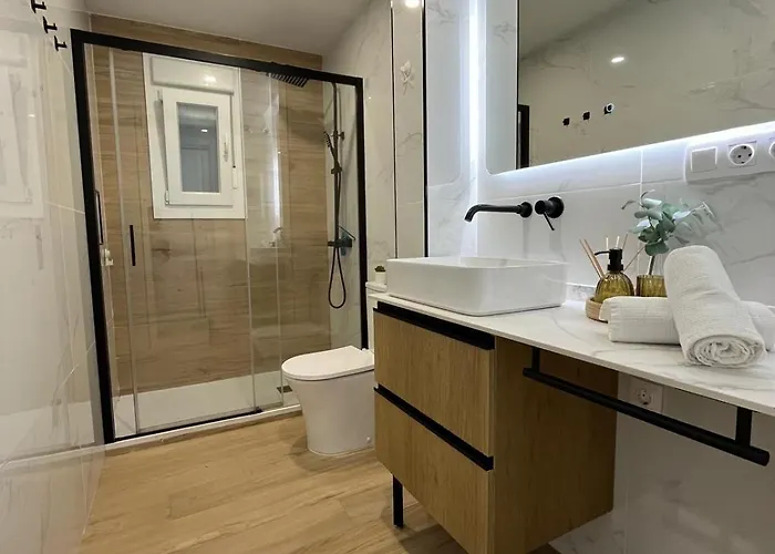 The Traveller's House Con Vistas A Playa La Caleta Apartment Cádiz